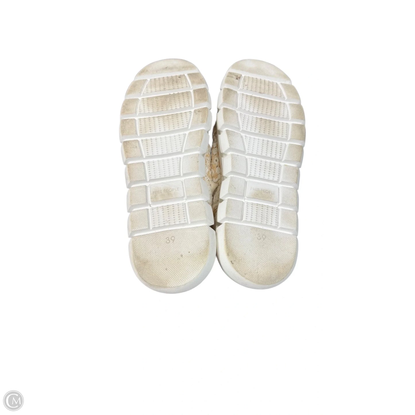 Shoes Sneakers By Free People In Cream, Size: 9