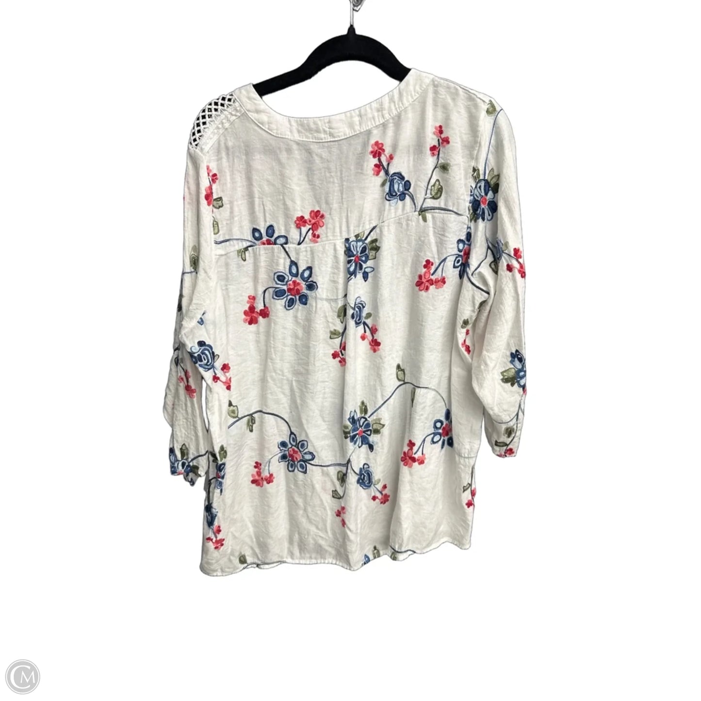 Top 3/4 Sleeve By Clothes Mentor In White, Size: 3x