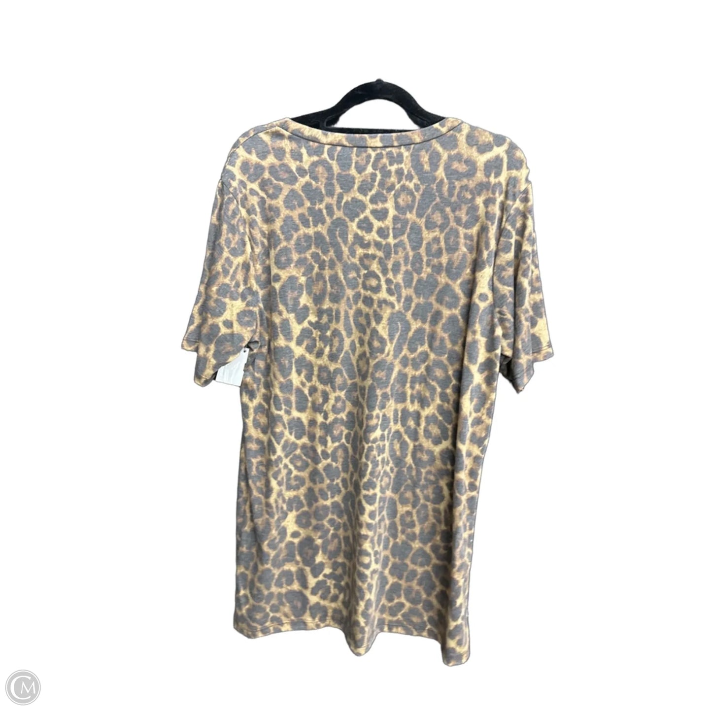 Top Short Sleeve Basic By Clothes Mentor In Animal Print, Size: M