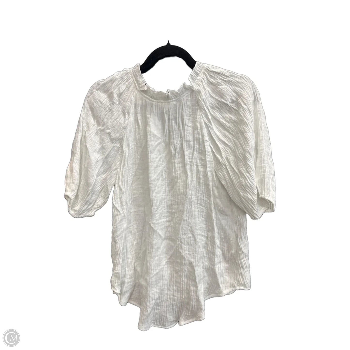 Top Short Sleeve By Blu Pepper In White, Size: M