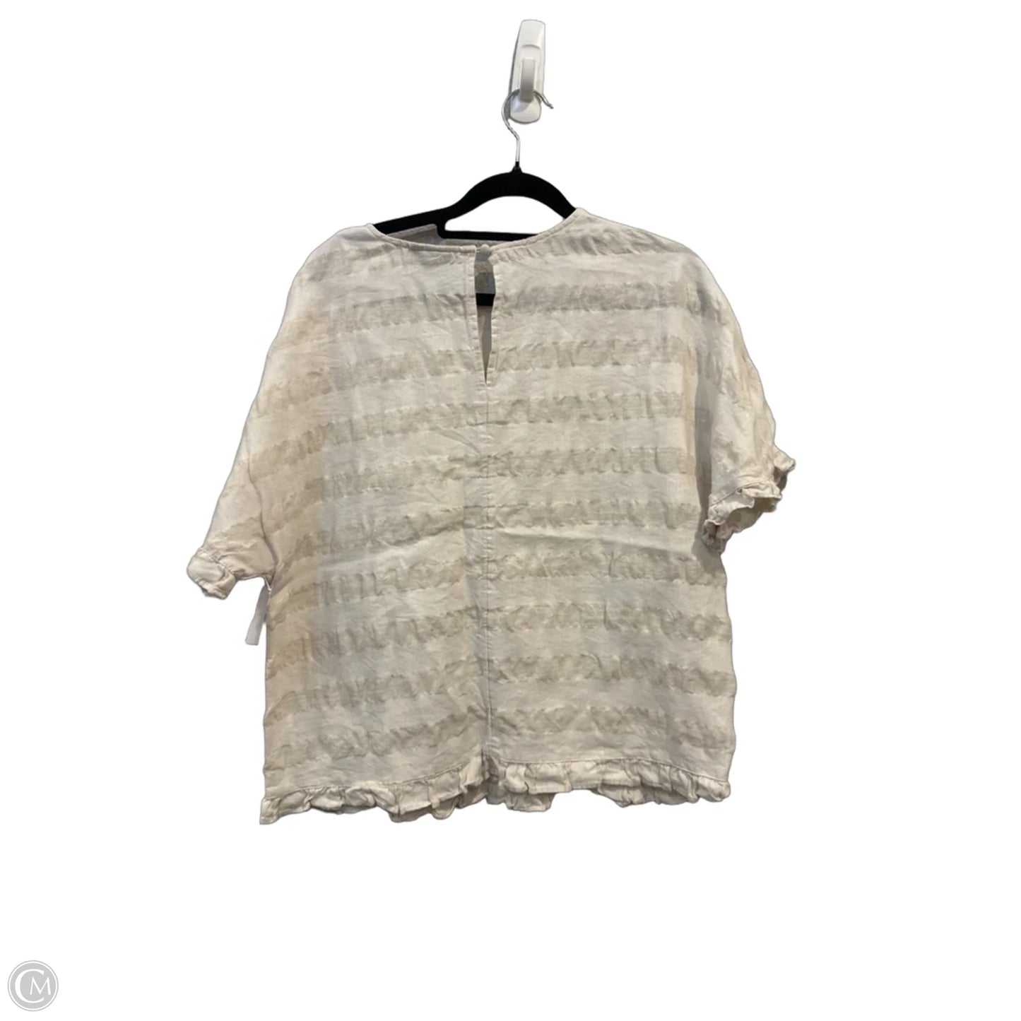 Top Short Sleeve By Who What Wear In Cream, Size: M