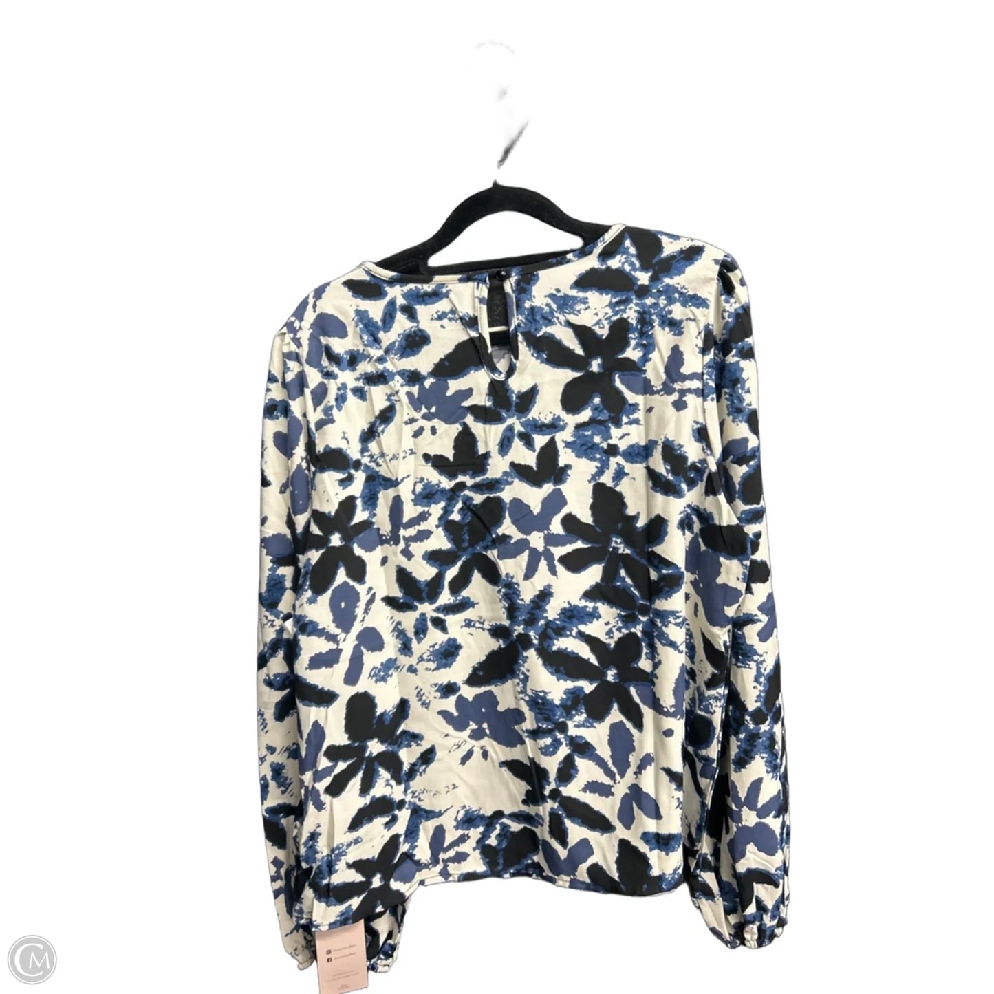 Blouse Long Sleeve By Emery Rose In Blue & White, Size: L