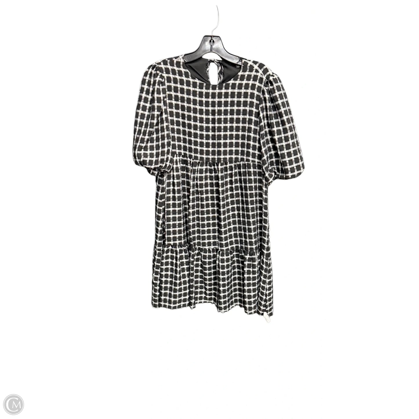 Dress Casual Short By Clothes Mentor In Plaid Pattern, Size: M