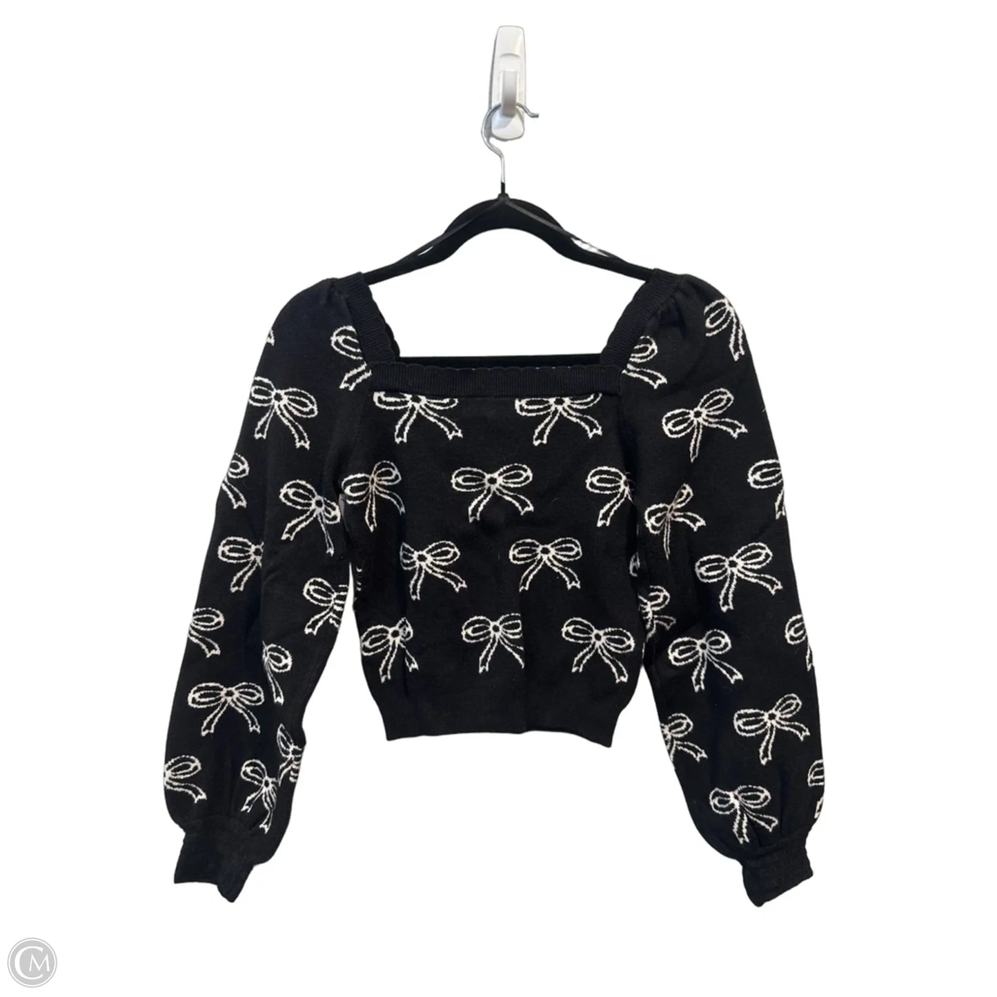 Sweater By Clothes Mentor In Black & White, Size: Xs