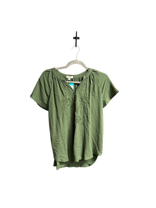 Top Short Sleeve By Clothes Mentor In Green, Size: S