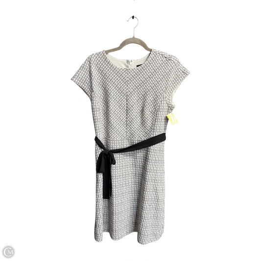 Dress Casual Short By Ann Taylor In Black & White, Size: S