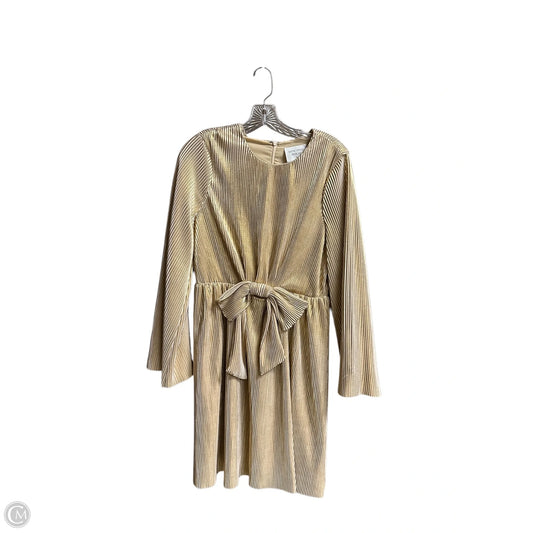Dress Party Short By Clothes Mentor In Gold, Size: M