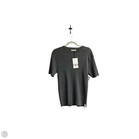 Top Short Sleeve By Zara In Grey, Size: L