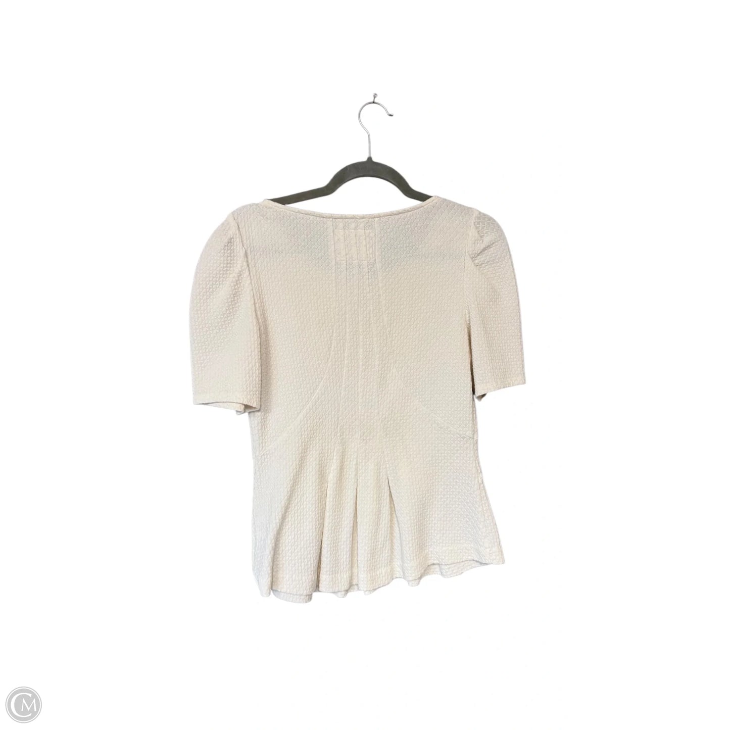 Top Short Sleeve By Clothes Mentor In Ivory, Size: S