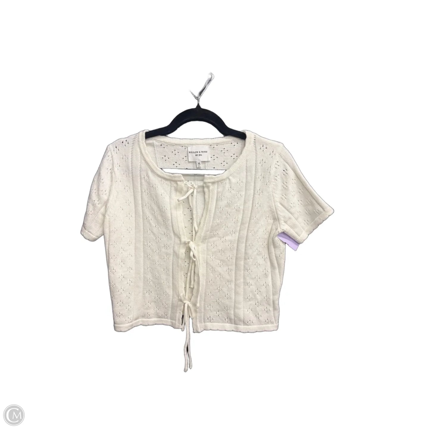 Top Short Sleeve By Clothes Mentor In White, Size: M