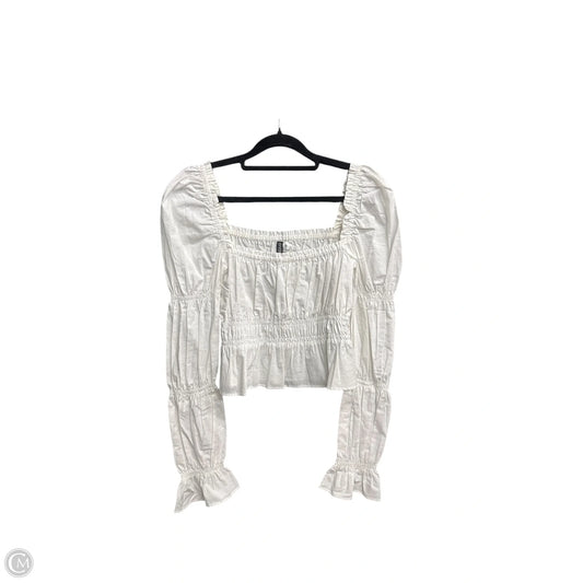 Top Long Sleeve By Divided In White, Size: Xs