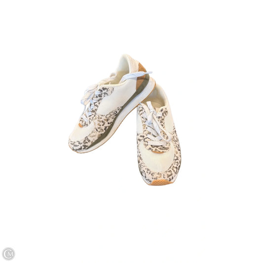 Shoes Sneakers By Very G In Multi-colored, Size: 6.5