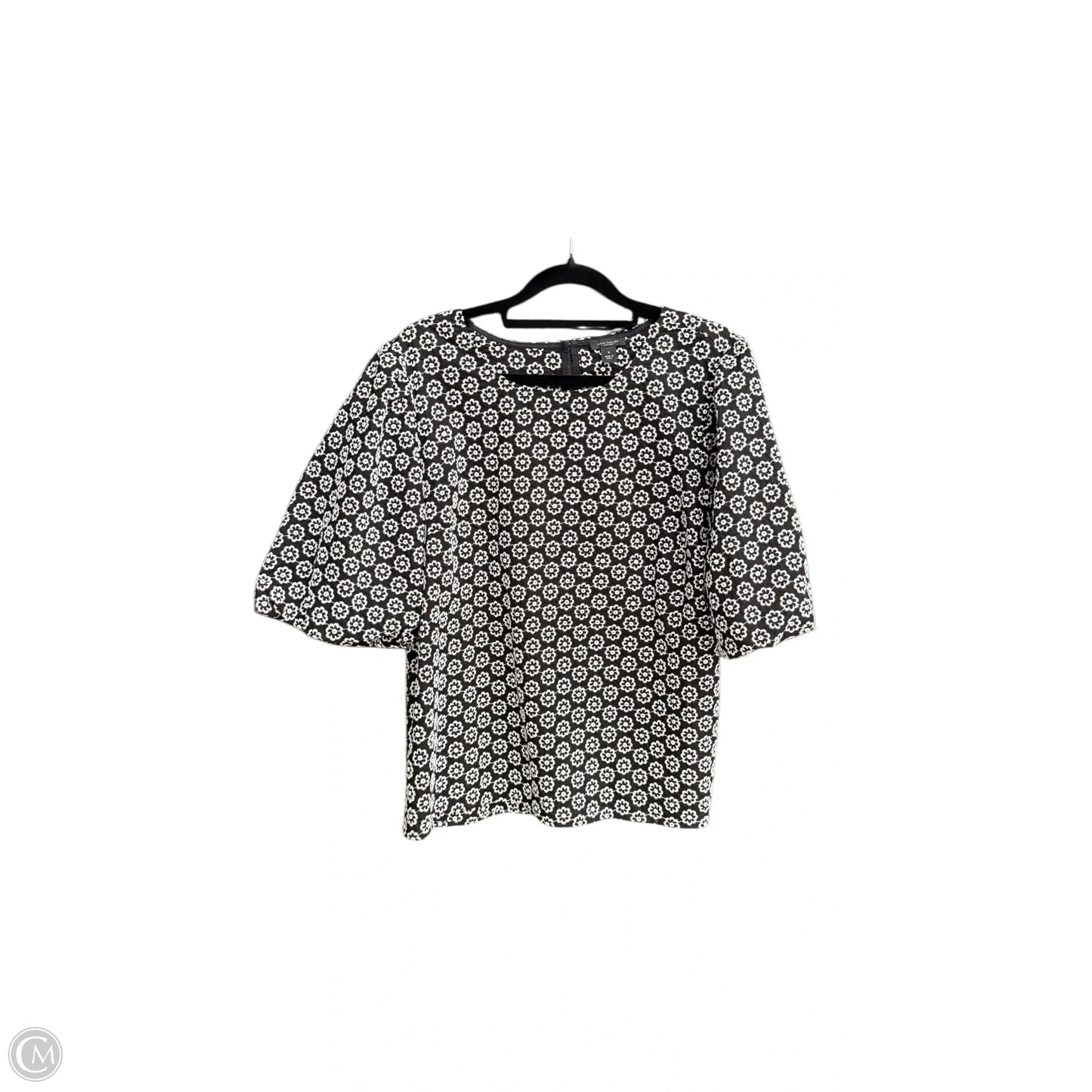 Top Short Sleeve By Ann Taylor In Black & White, Size: M