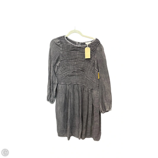 Dress Casual Short By Clothes Mentor In Grey, Size: S