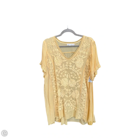 Top Sleeveless By Clothes Mentor In Yellow, Size: Xl