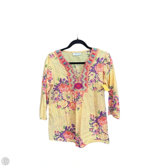 Top 3/4 Sleeve By Clothes Mentor In Yellow, Size: S