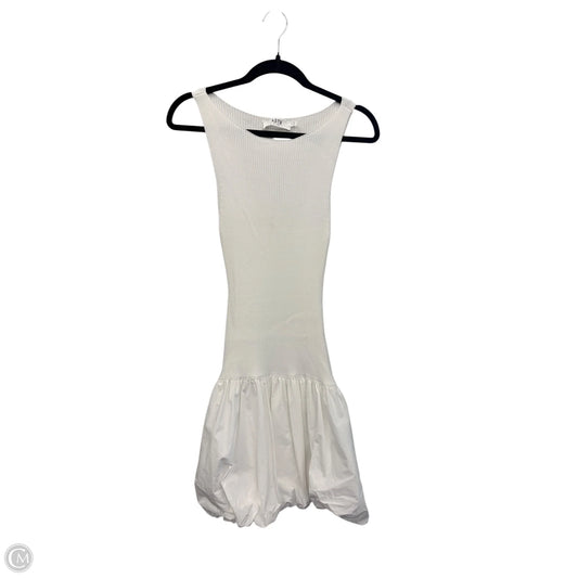 Dress Casual Short By Astr In White, Size: S