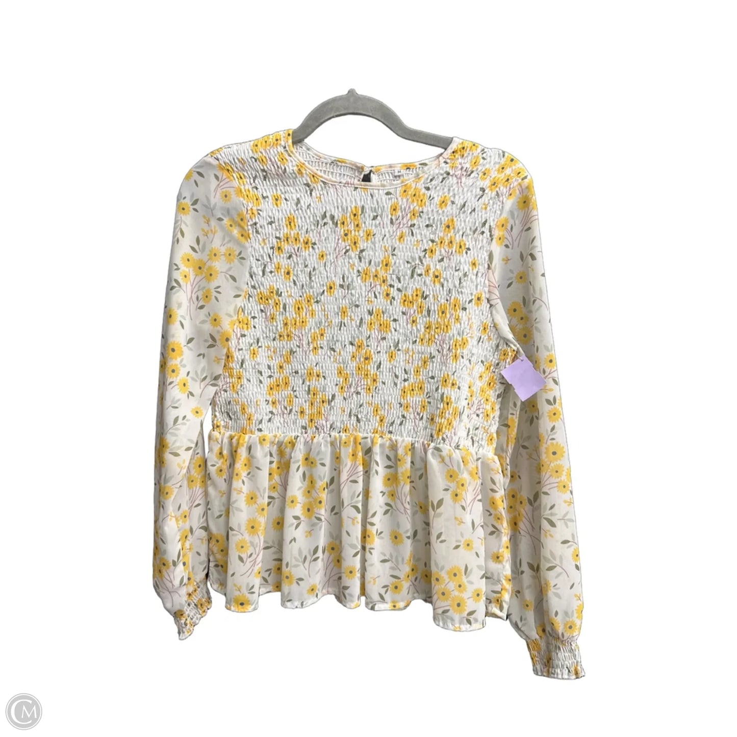 Top Long Sleeve By Clothes Mentor In White, Size: M