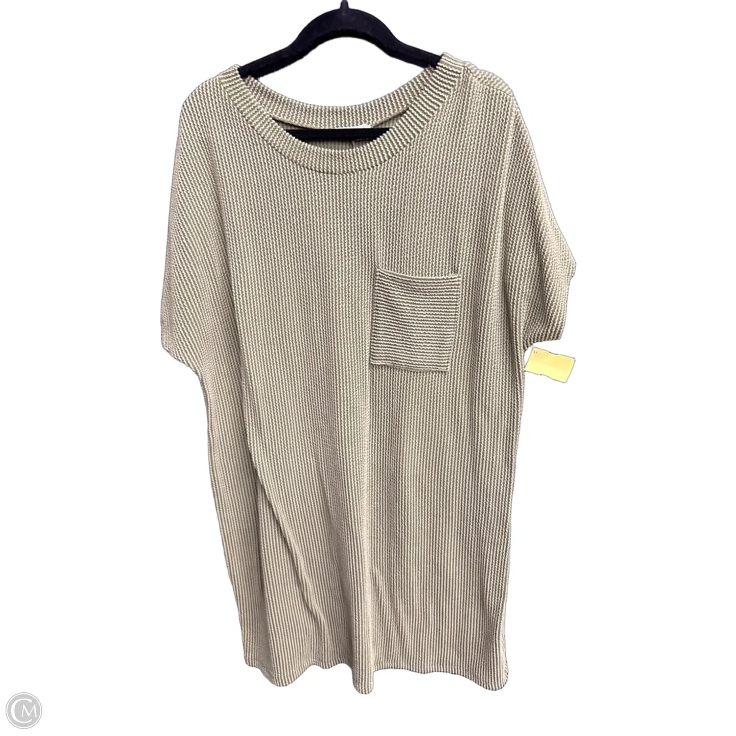 Dress Casual Short By Entro In Green, Size: M