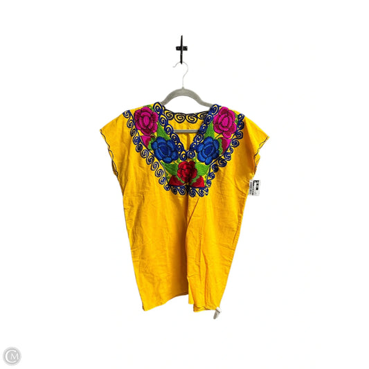Top Sleeveless By Clothes Mentor In Yellow, Size: M