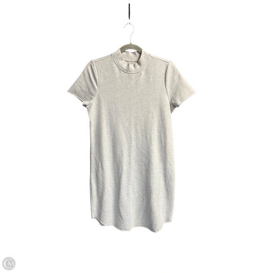 Dress Casual Short By Clothes Mentor In Grey, Size: S