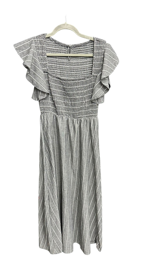 Dress Casual Maxi By Clothes Mentor In Striped Pattern, Size: S