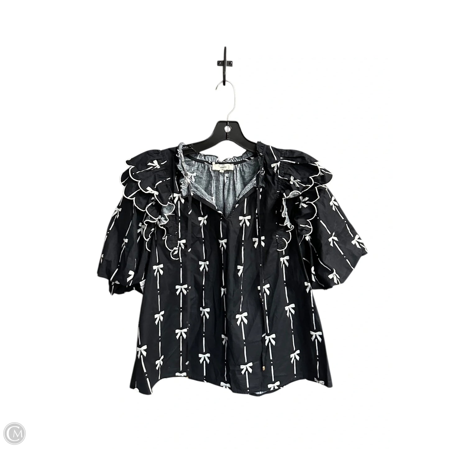 Top Short Sleeve By Entro In Black, Size: L