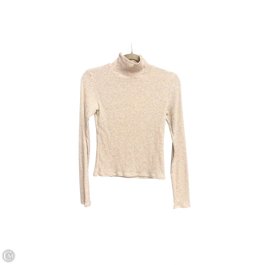 Top Long Sleeve By Clothes Mentor In Beige, Size: M