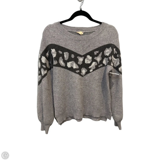 Sweater By Clothes Mentor In Grey, Size: S