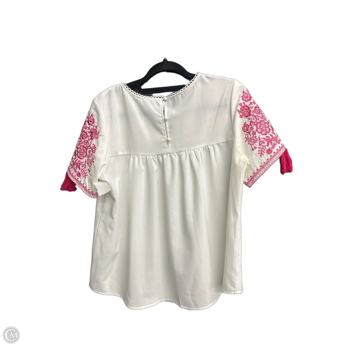 Top Short Sleeve By Clothes Mentor In White, Size: M