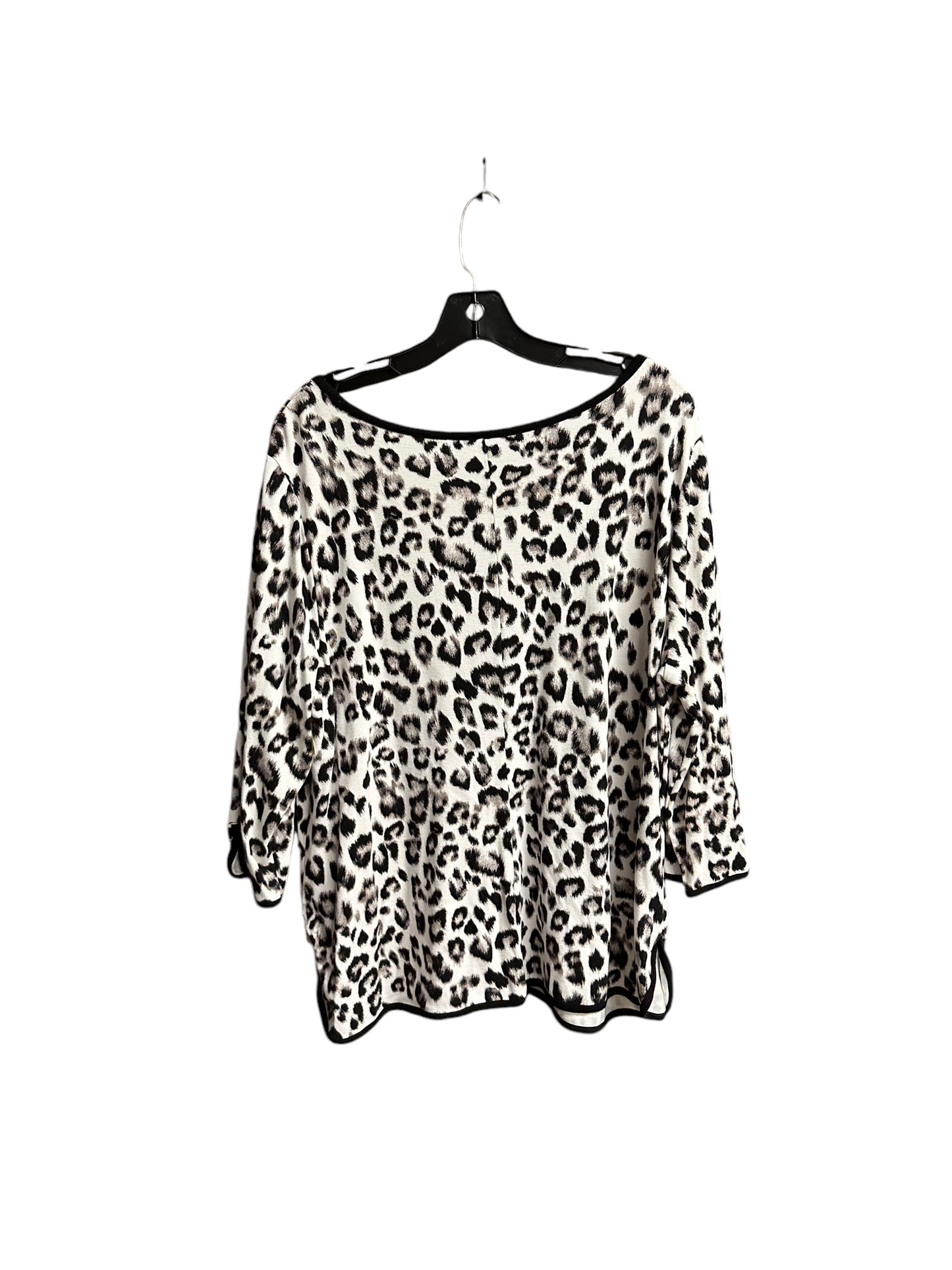 Top Long Sleeve By Chicos In Animal Print, Size: Xl