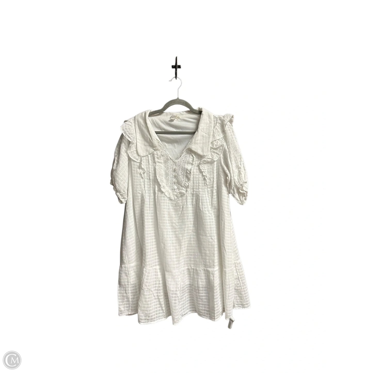 Dress Casual Short By Jodifl In White, Size: M