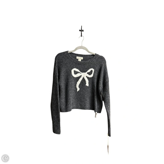 Sweater By Jessica Simpson In Grey, Size: M