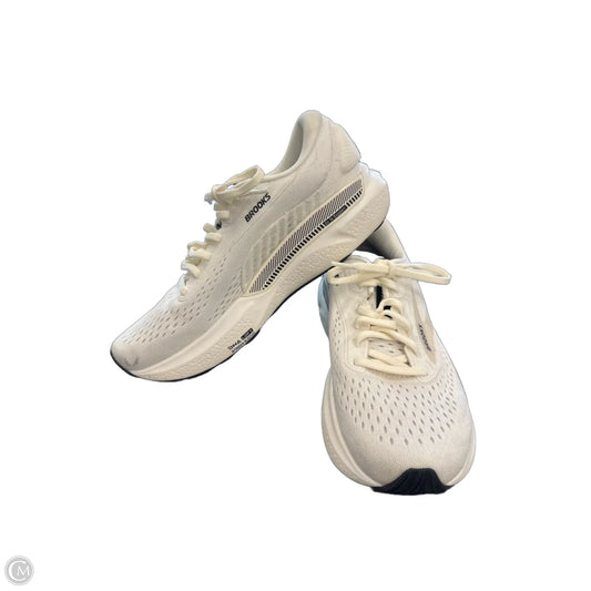 Shoes Athletic By Brooks In Black & White, Size: 7.5