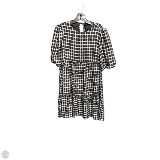 Dress Casual Short By Clothes Mentor In Plaid Pattern, Size: M