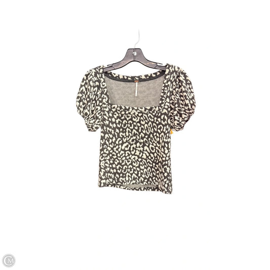 Top Short Sleeve By Free People In Animal Print, Size: Xs
