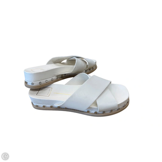 Sandals Flats By Dolce Vita In Silver & White, Size: 7.5