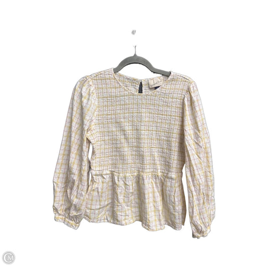 Blouse Long Sleeve By Universal Thread In Plaid Pattern, Size: S