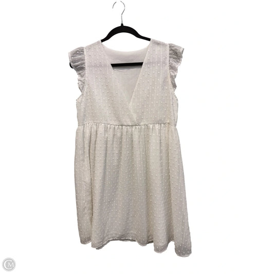 Dress Casual Short By Clothes Mentor In White, Size: S