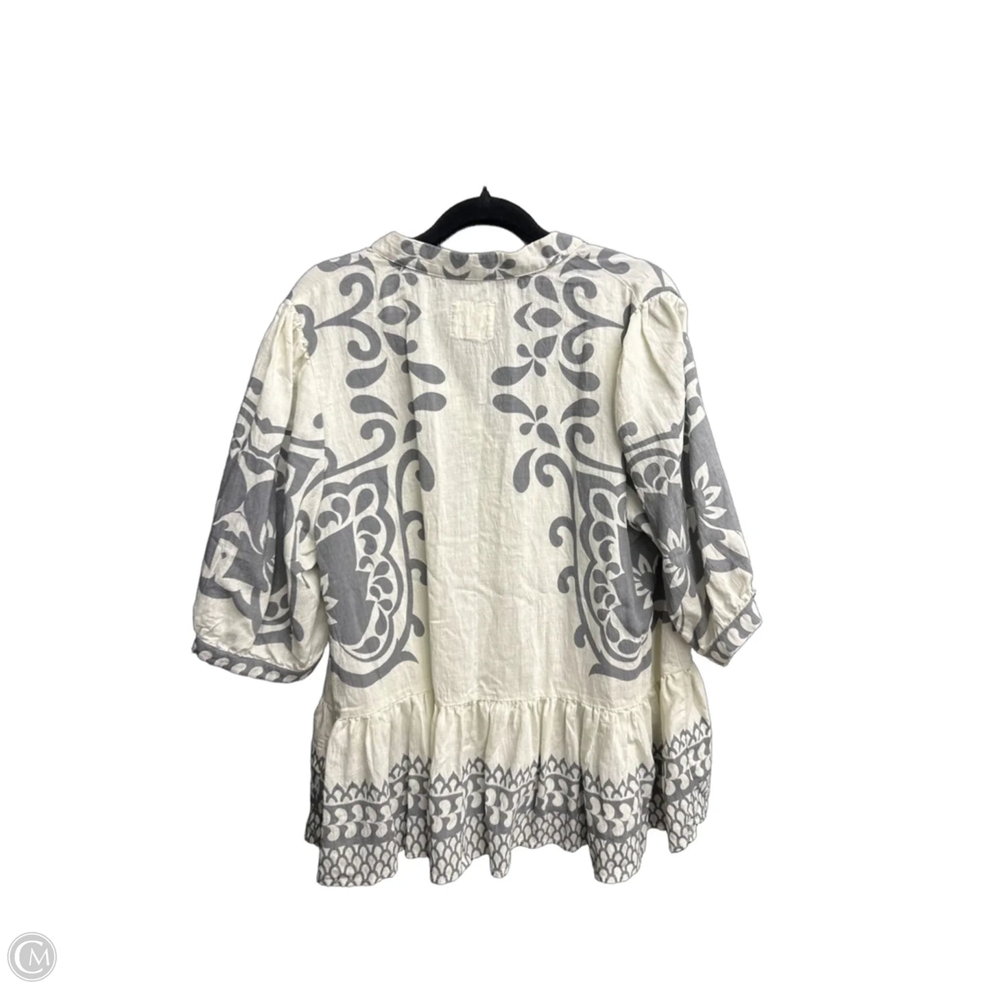 Top Short Sleeve By Umgee In Cream & Grey, Size: L