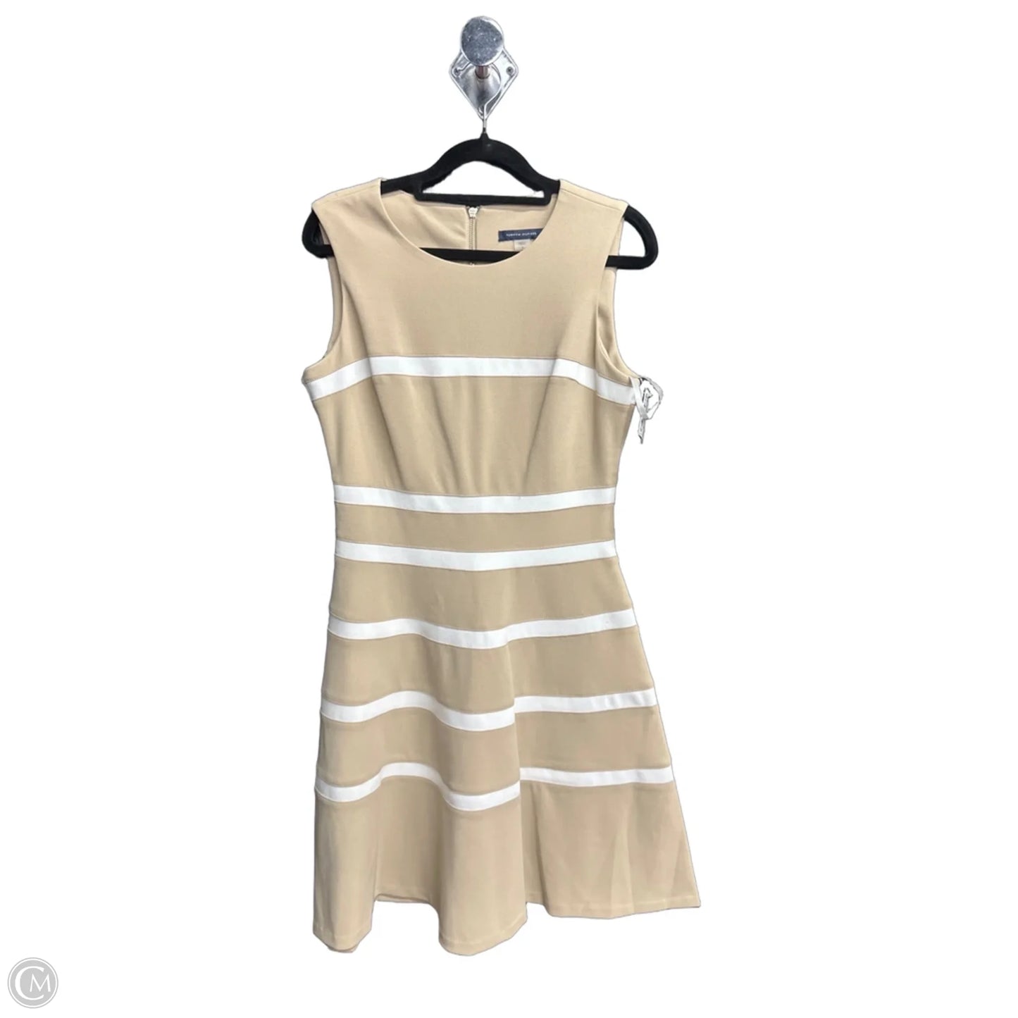 Dress Casual Short By Tommy Hilfiger In Beige, Size: 4