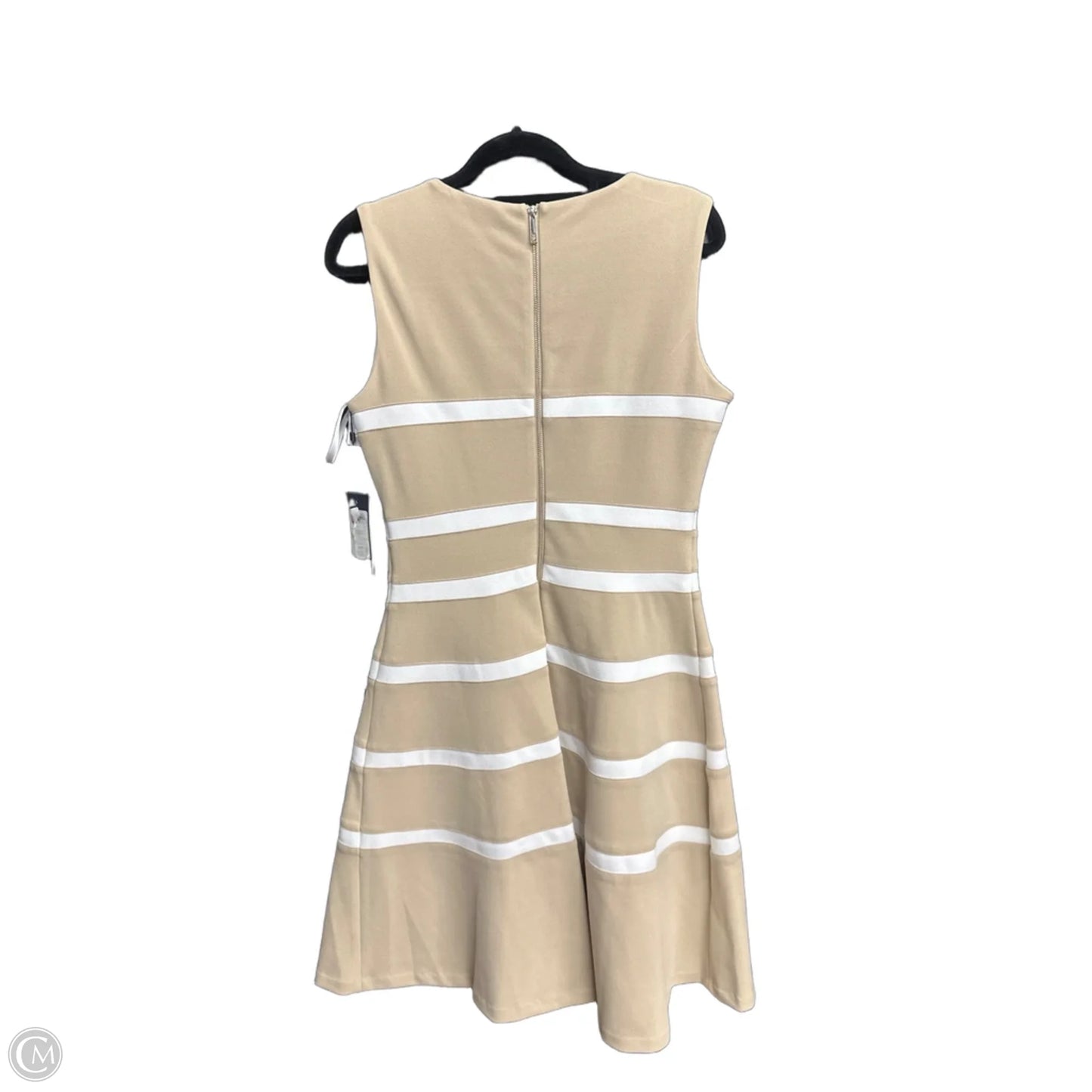 Dress Casual Short By Tommy Hilfiger In Beige, Size: 4