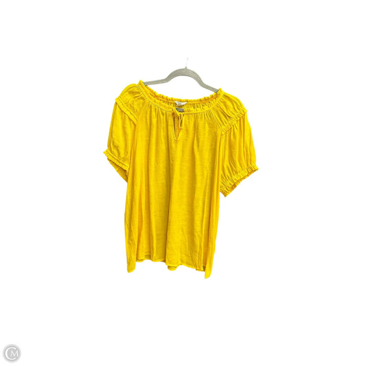 Top Short Sleeve By Cato In Yellow, Size: Xl