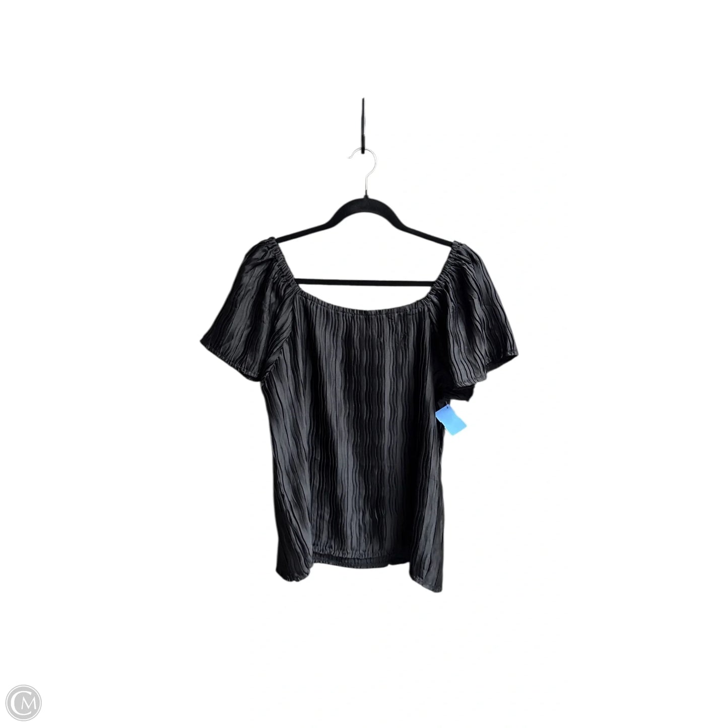 Top Short Sleeve By Clothes Mentor In Black, Size: M
