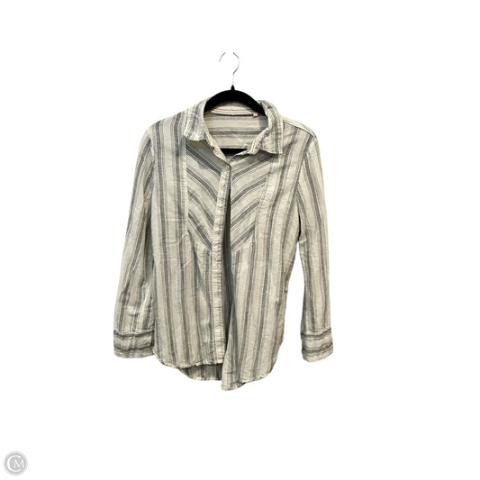 Top Long Sleeve By Clothes Mentor In Cream, Size: Xs