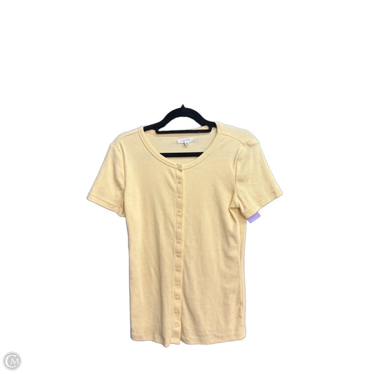 Top Short Sleeve By Maurices In Yellow, Size: S