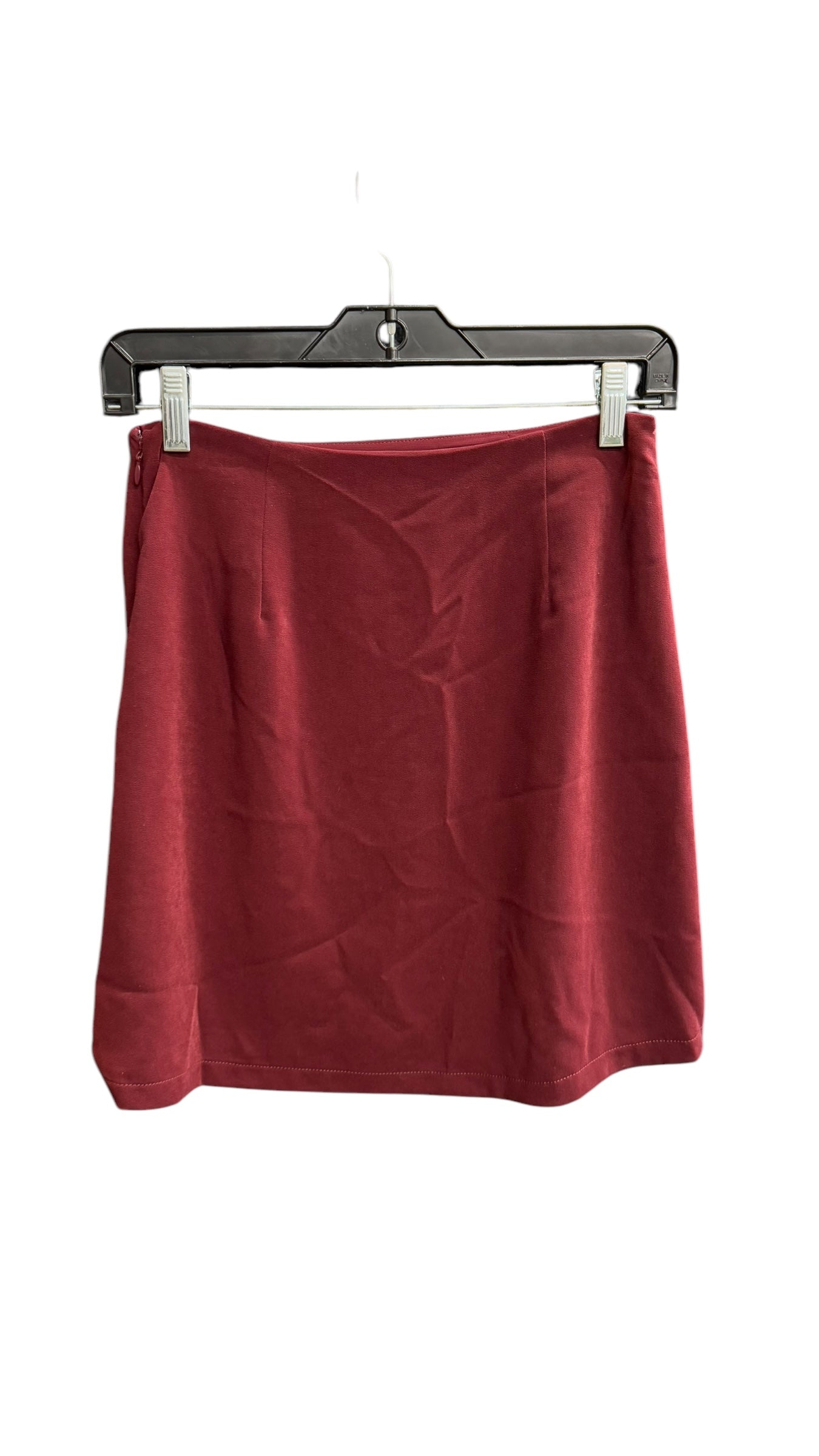 Skirt Mini & Short By Sugar Lips In Maroon, Size: S