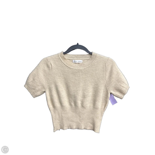 Sweater Short Sleeve By Clothes Mentor In Beige, Size: Xs