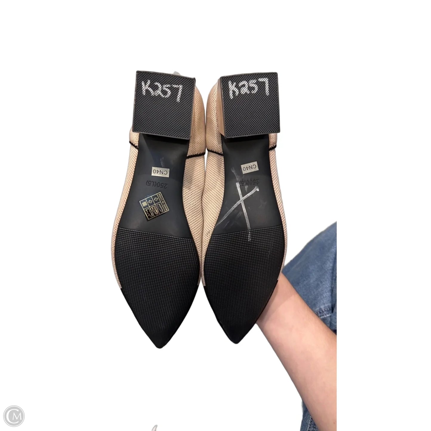 Shoes Heels Wedge By Clothes Mentor In Beige, Size: 8.5