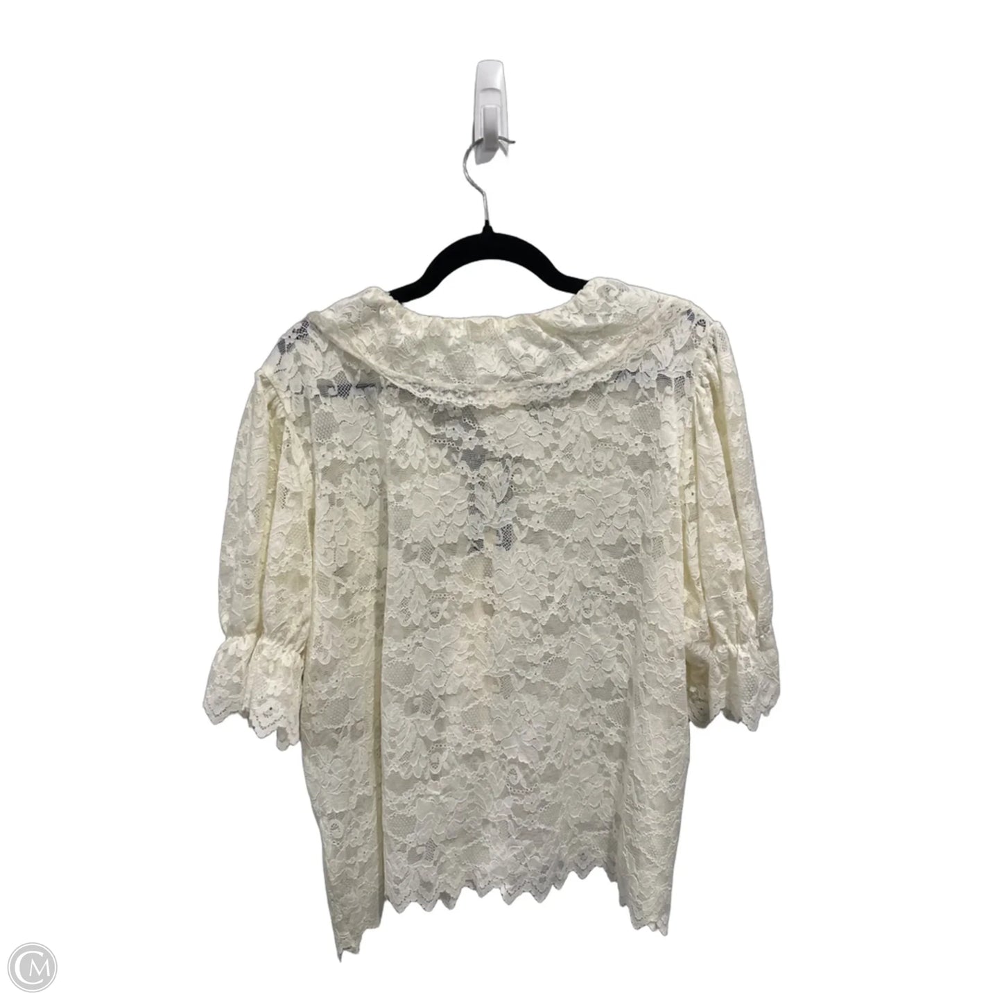 Top Short Sleeve By Ultra Pink In Cream, Size: Xl